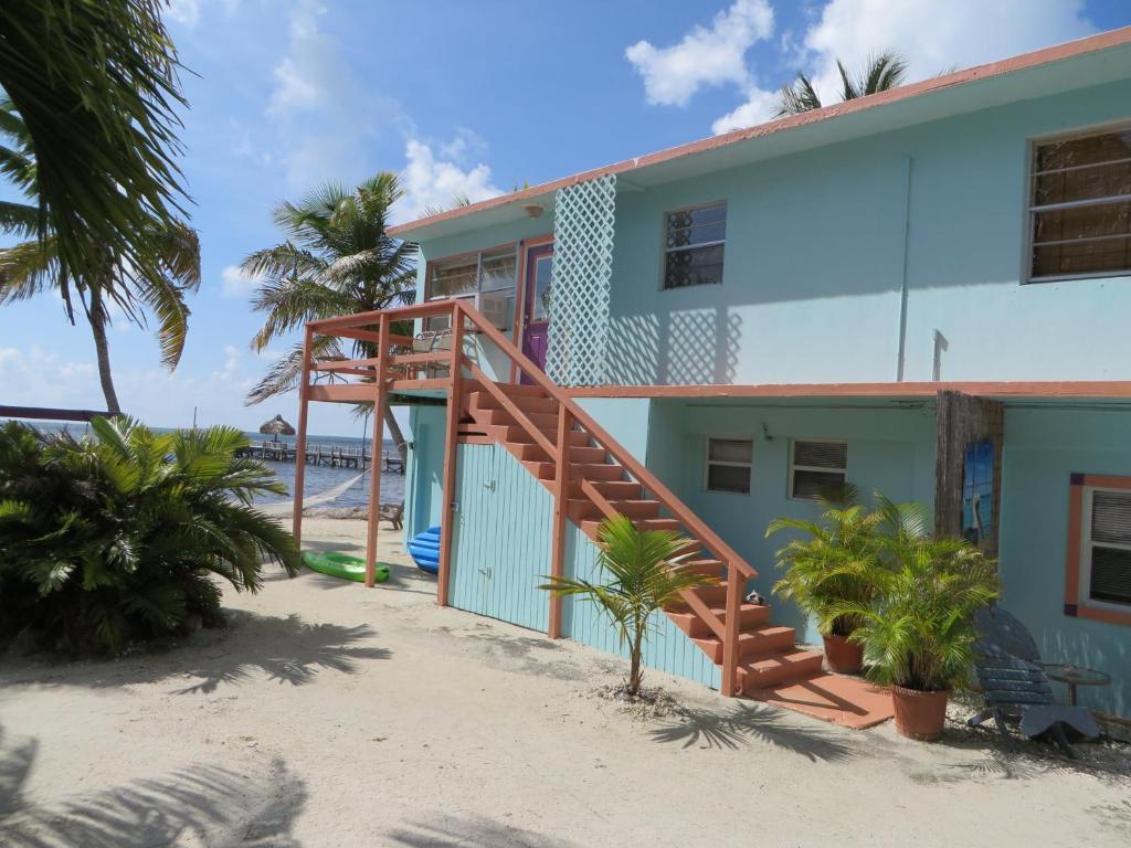 White Sands Inn Marathon Exterior photo